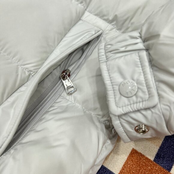 Moncler Maya 70 puffer jacket - Picture 4 of 9